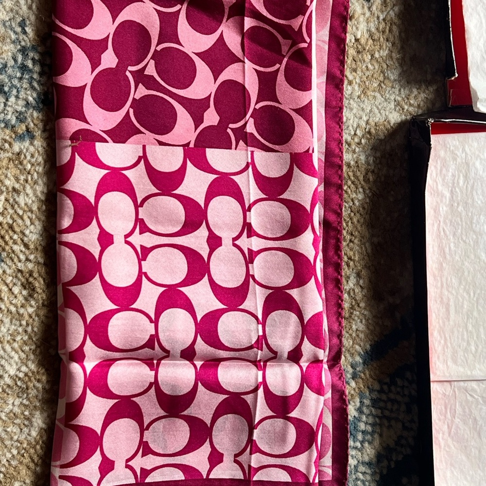 Vintage Coach Monochromatic Pink Scarf Luxurious Wrap - Picture 3 of 7